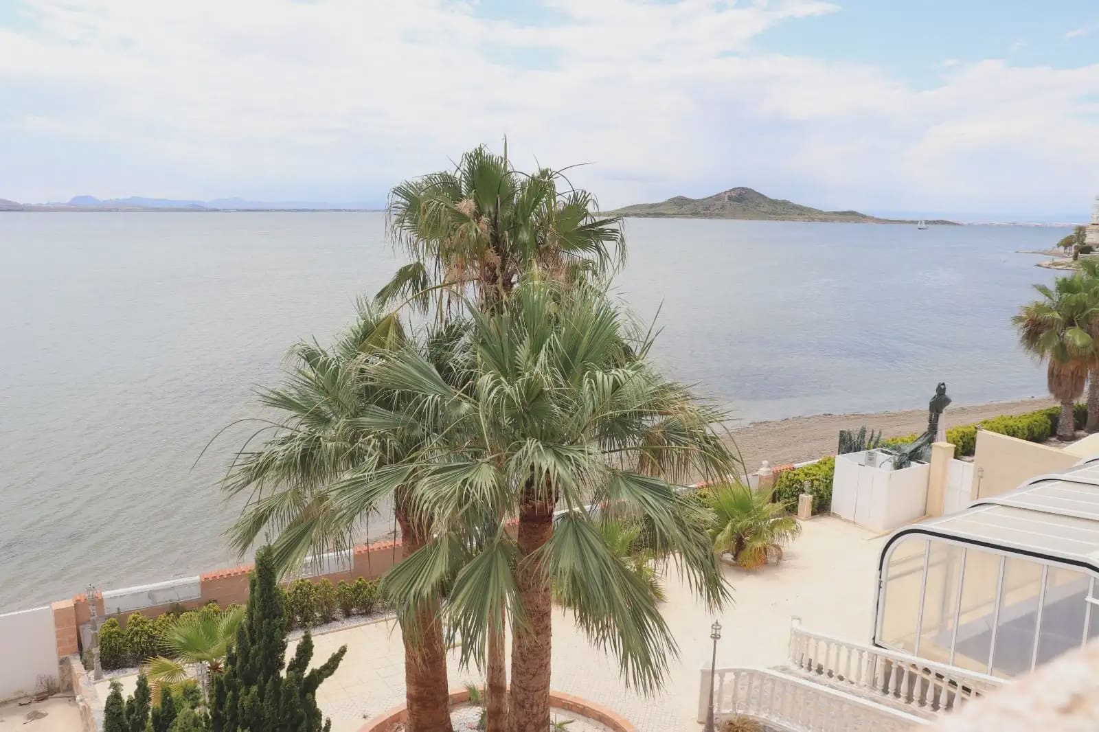 4 soverom Villa til salgs i La Manga del Mar Menor med svømmebasseng garasje - € 700 000 (Ref: 9980586)