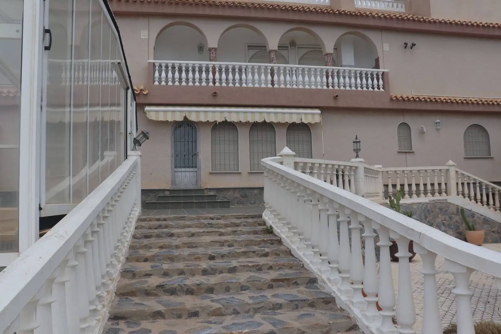 4 soverom Villa til salgs i La Manga del Mar Menor med svømmebasseng garasje - € 700 000 (Ref: 9980586)