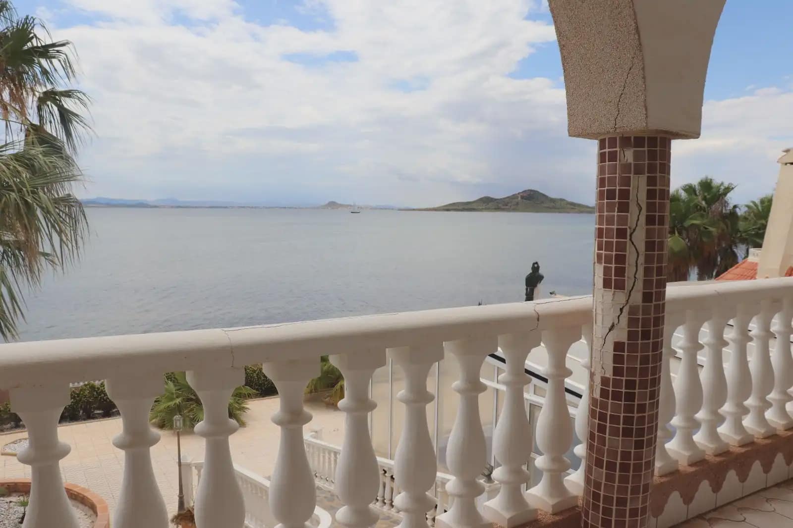4 soverom Villa til salgs i La Manga del Mar Menor med svømmebasseng garasje - € 700 000 (Ref: 9980586)