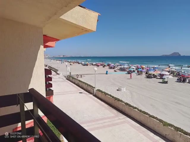 4 soverom Strandleiligheter til salgs i La Manga del Mar Menor med svømmebasseng garasje - € 328 000 (Ref: 9980588)