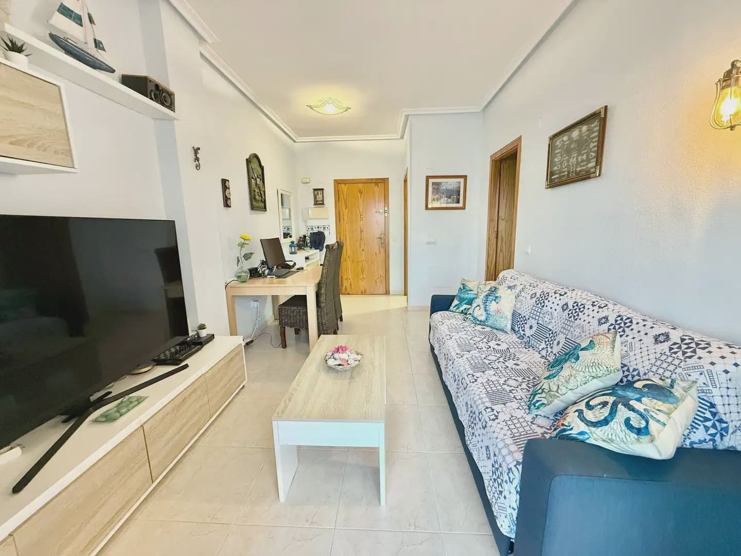 1 soverom Strandleiligheter til salgs i La Manga del Mar Menor med svømmebasseng garasje - € 192 000 (Ref: 9980590)