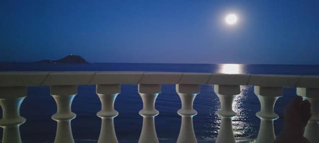 1 soverom Strandleiligheter til salgs i La Manga del Mar Menor med svømmebasseng garasje - € 192 000 (Ref: 9980590)