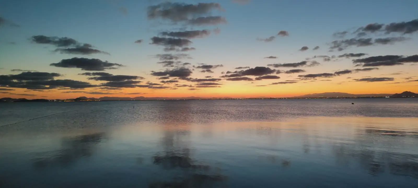 1 soverom Strandleiligheter til salgs i La Manga del Mar Menor med svømmebasseng garasje - € 192 000 (Ref: 9980590)