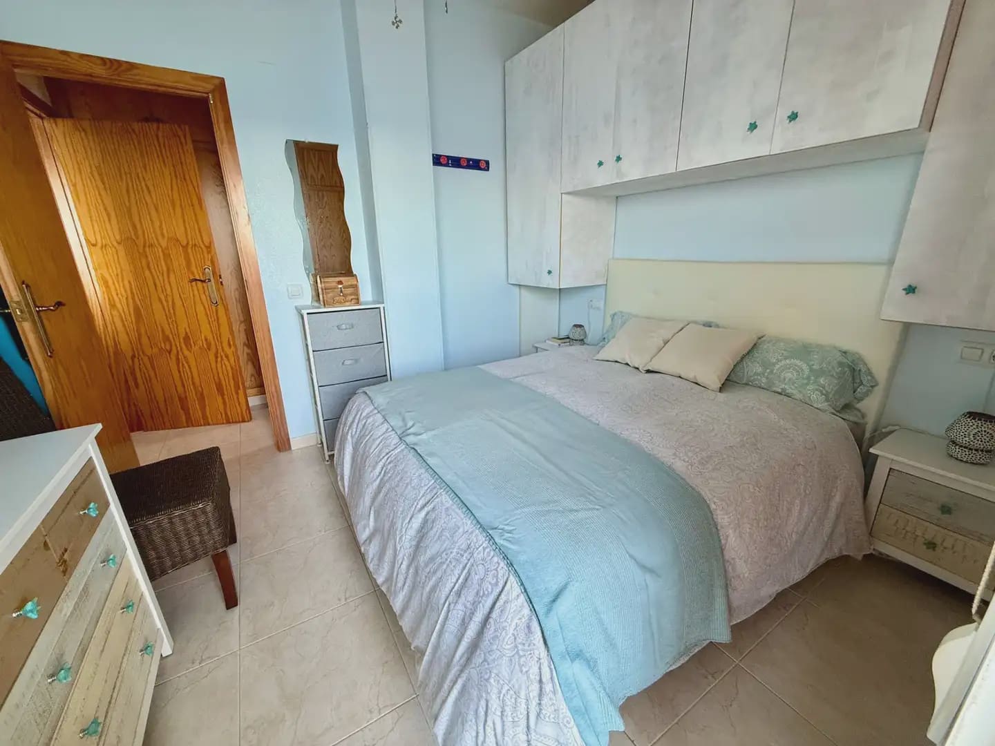 1 soverom Strandleiligheter til salgs i La Manga del Mar Menor med svømmebasseng garasje - € 192 000 (Ref: 9980590)