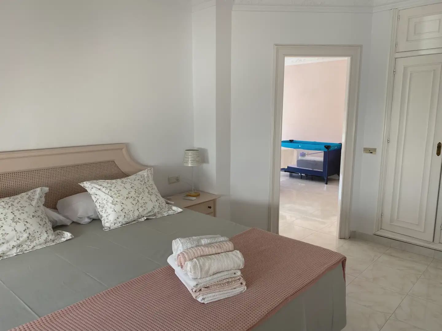 6 soverom Villa til salgs i La Manga del Mar Menor med svømmebasseng garasje - € 625 000 (Ref: 9980592)