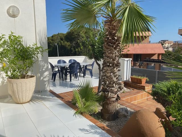 6 soverom Villa til salgs i La Manga del Mar Menor med svømmebasseng garasje - € 625 000 (Ref: 9980592)