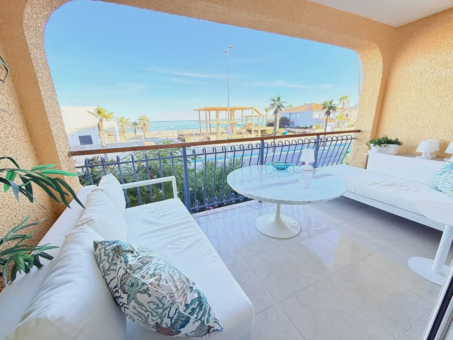 1 soverom Strandleiligheter til salgs i La Manga del Mar Menor - € 195 000 (Ref: 9980594)
