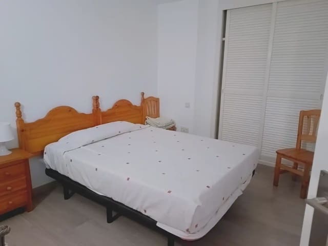 4 soverom Leilighet til salgs i La Manga del Mar Menor med svømmebasseng garasje - € 370 000 (Ref: 9980595)