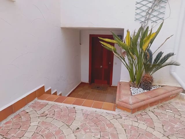 4 soverom Leilighet til salgs i La Manga del Mar Menor med svømmebasseng garasje - € 370 000 (Ref: 9980595)