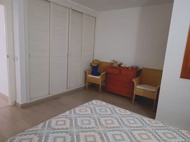 4 soverom Leilighet til salgs i La Manga del Mar Menor med svømmebasseng garasje - € 370 000 (Ref: 9980595)