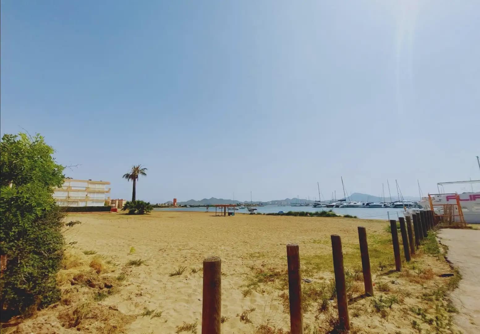 2 bedroom Apartment for sale in La Manga del Mar Menor - € 135,000 (Ref: 9980596)