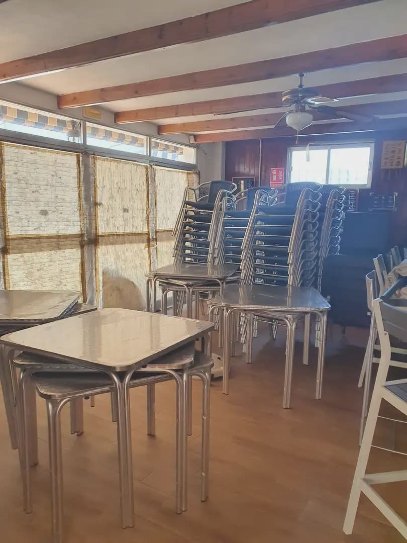 Erhverv til salg i La Manga del Mar Menor - € 153.000 (Ref: 9980603)