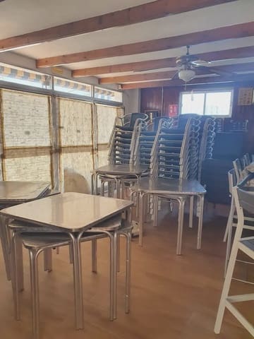 Erhverv til salg i La Manga del Mar Menor - € 153.000 (Ref: 9980603)