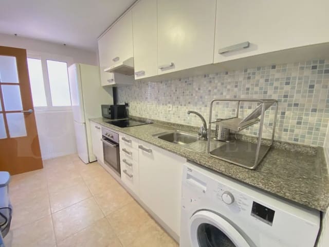 2 slaapkamer Appartement te koop in La Manga del Mar Menor met zwembad garage - € 182.000 (Ref: 9980605)