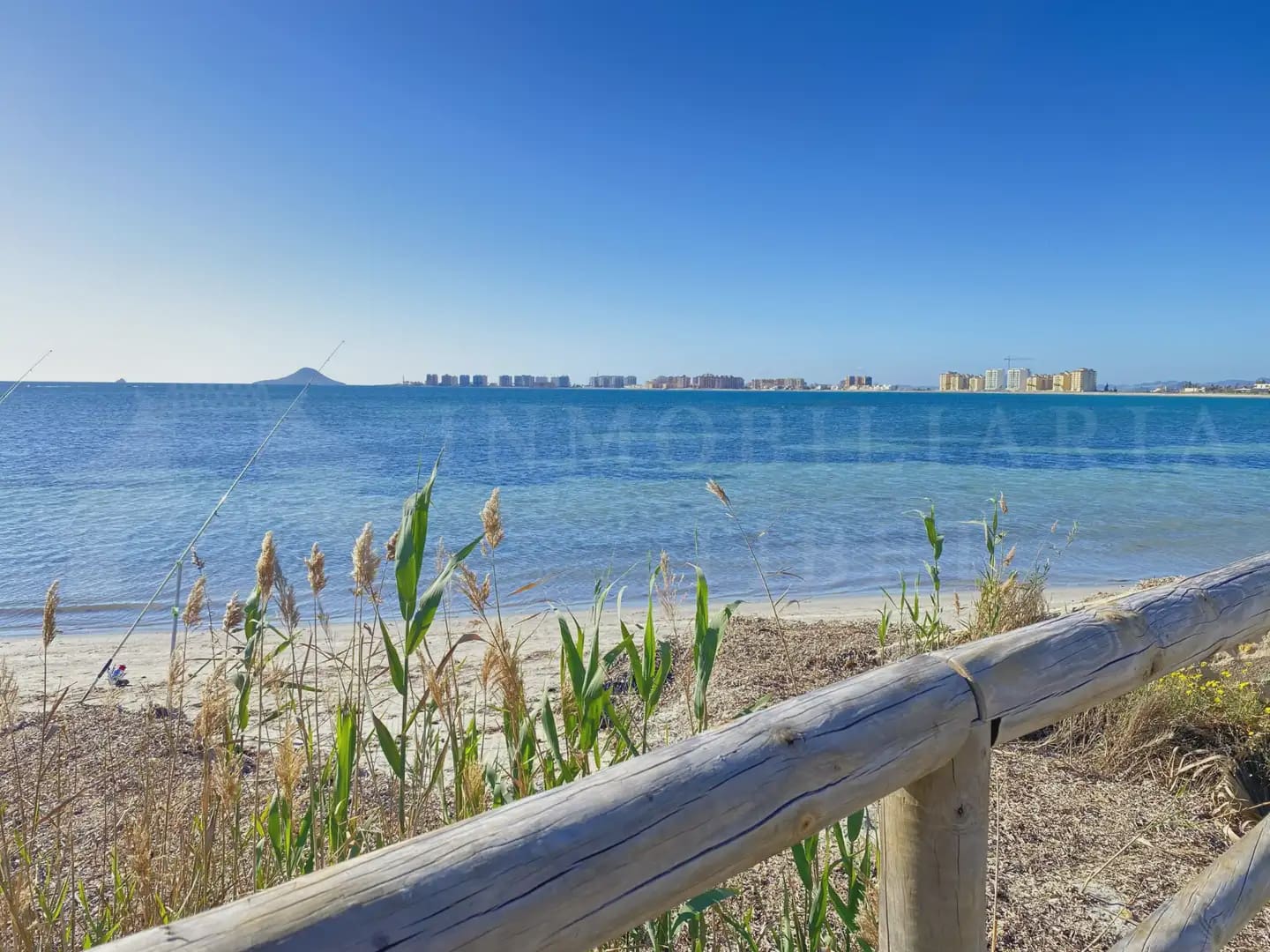 2 slaapkamer Appartement te koop in La Manga del Mar Menor met zwembad garage - € 182.000 (Ref: 9980605)