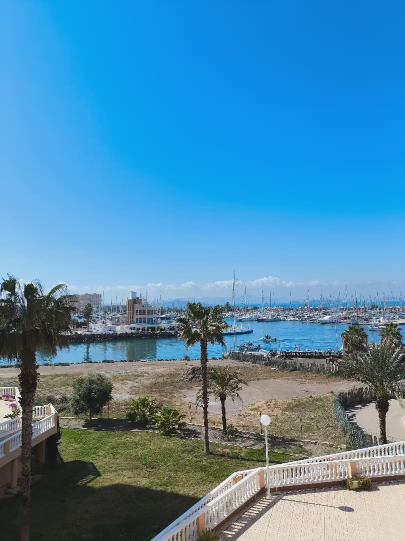 2 soveværelse Lejlighed til salg i La Manga del Mar Menor med swimmingpool - € 198.000 (Ref: 9980606)