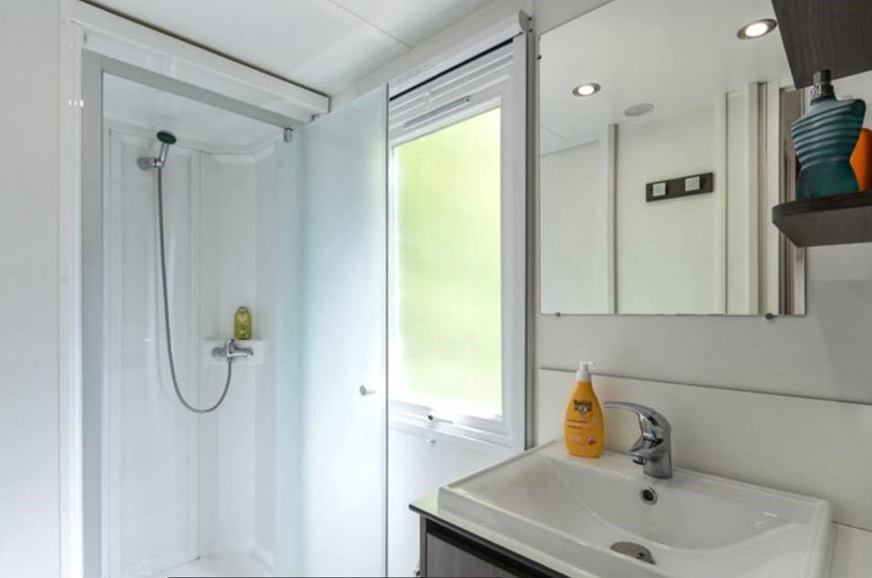 3 bedroom Mobile Home for sale in El Rocío, Seville city with pool €