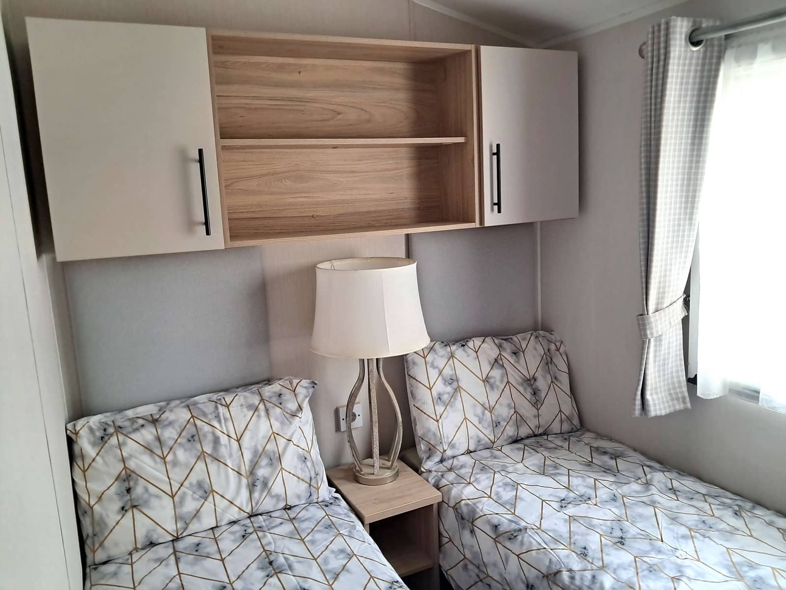 2 soveværelse Mobilhome til salg i El Rocio med swimmingpool garage - € 68.656 (Ref: 8524801)