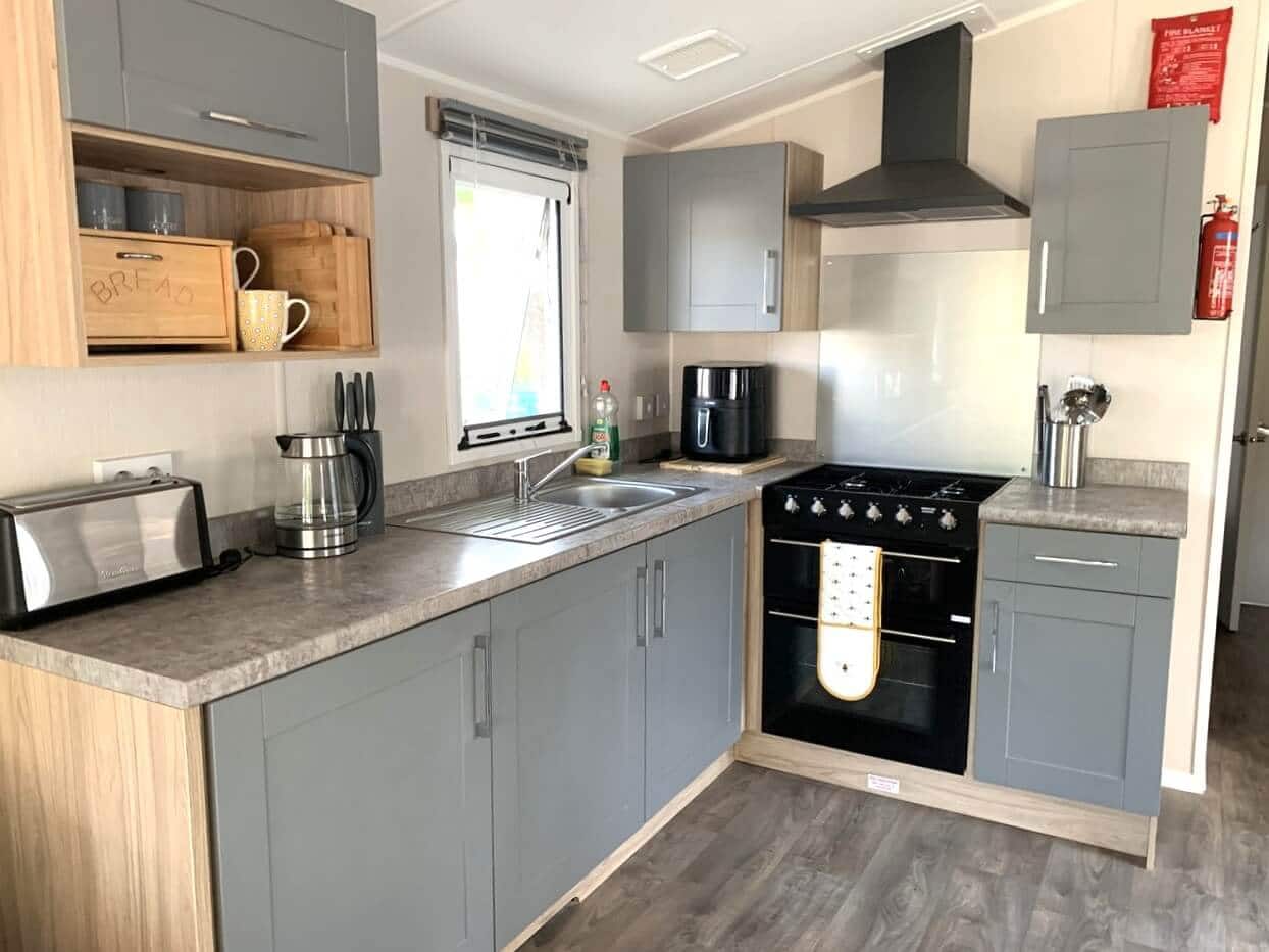 2 soveværelse Mobilhome til salg i El Rocio med swimmingpool - € 76.682 (Ref: 9142270)