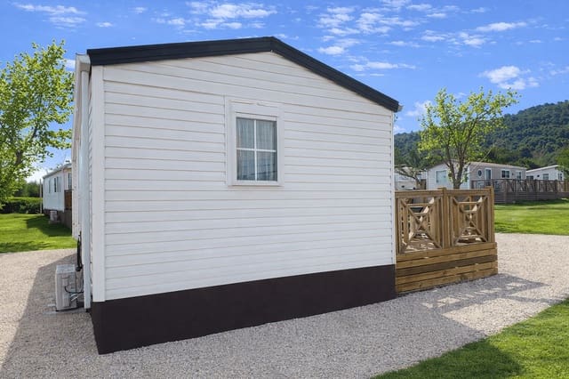 2 bedroom Mobile Home for sale in Humilladero with pool - € 40,160 (Ref: 9144552)