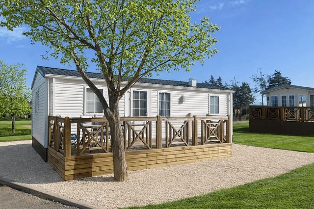 2 bedroom Mobile Home for sale in Humilladero with pool - € 40,160 (Ref: 9144552)