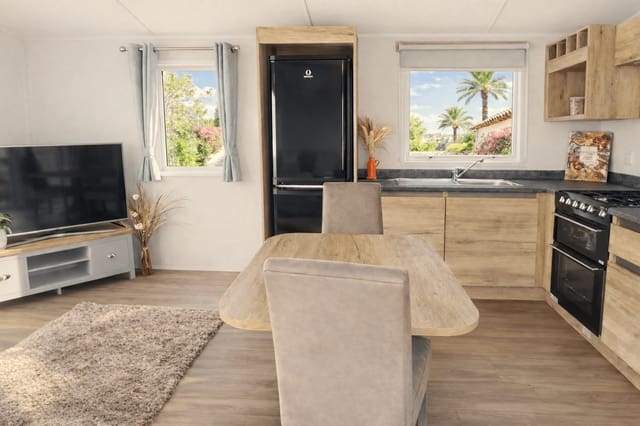 2 sovrum Mobilt Hus till salu i Benidorm med pool - 97 980 € (Ref: 9449679)