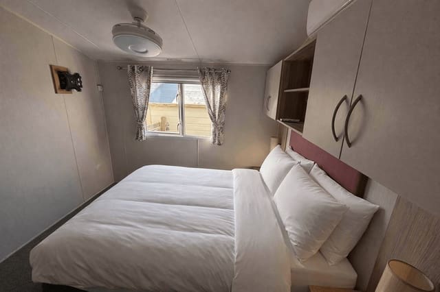 2 bedroom Mobile Home for sale in Mollina with pool garage - € 86,645 (Ref: 9503226)