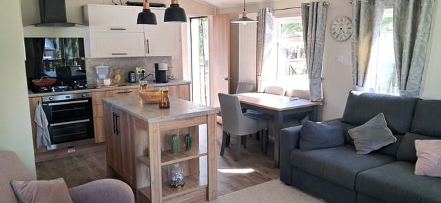 2 bedroom Mobile Home for sale in Mollina with pool - € 115,152 (Ref: 9523095)