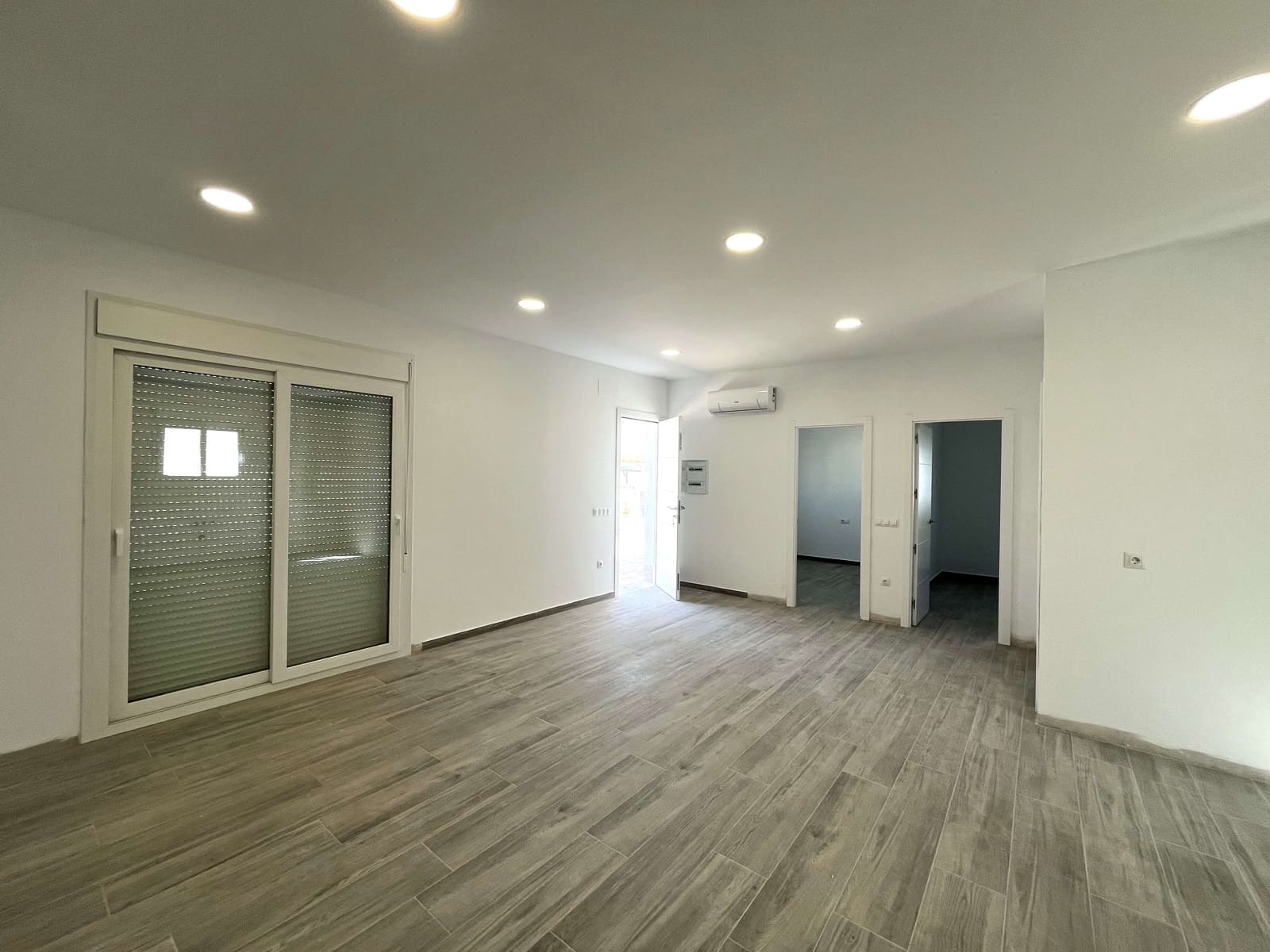 2 soveværelse Bungalow til salg i Mollina med swimmingpool garage - € 136.135 (Ref: 9660581)