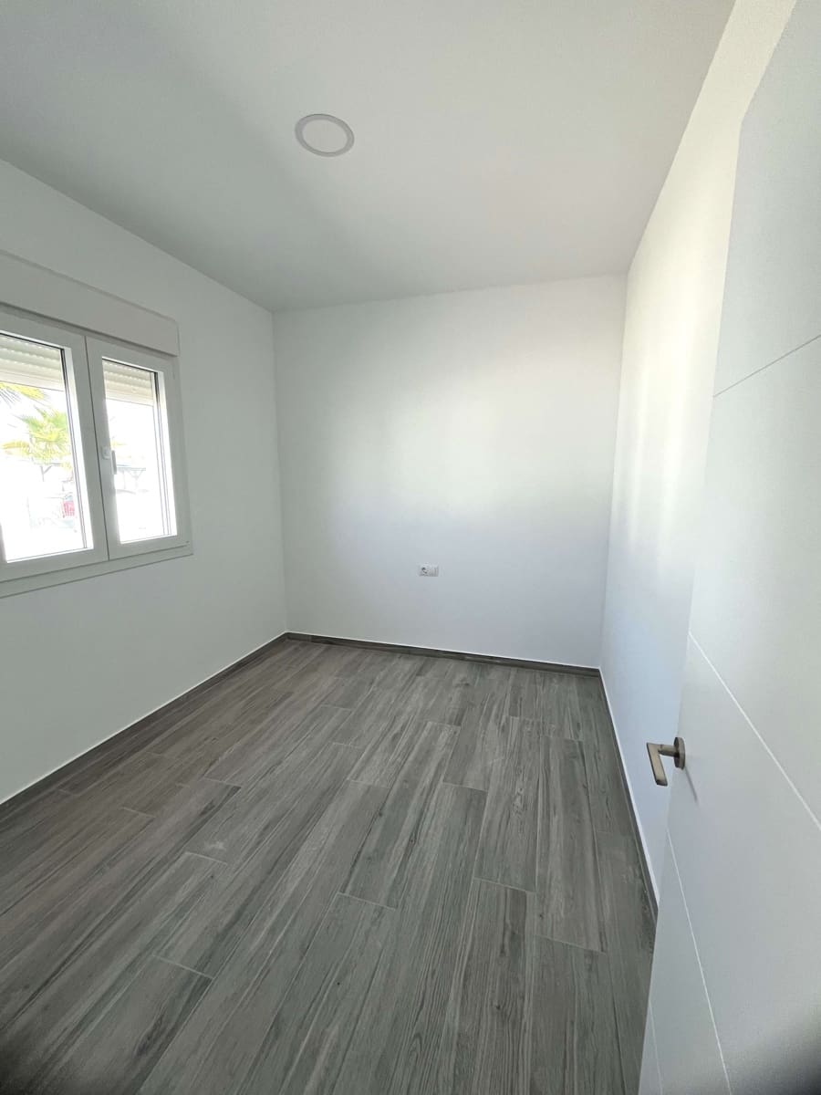 2 soveværelse Bungalow til salg i Mollina med swimmingpool garage - € 136.135 (Ref: 9660581)