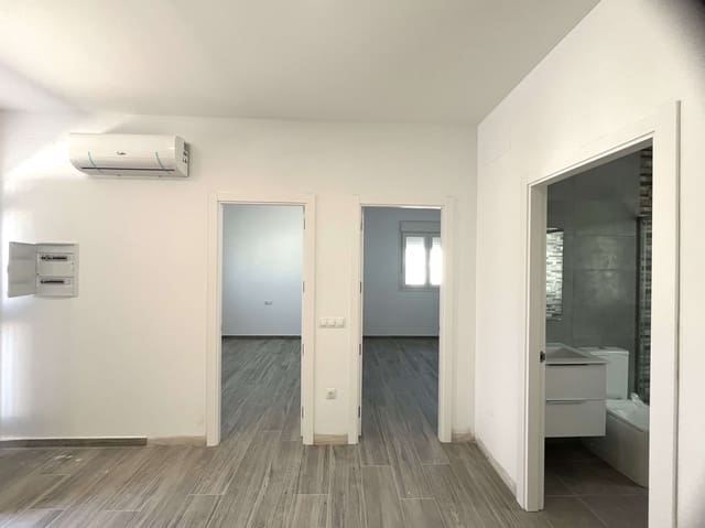 2 soveværelse Bungalow til salg i Mollina med swimmingpool garage - € 136.135 (Ref: 9660581)