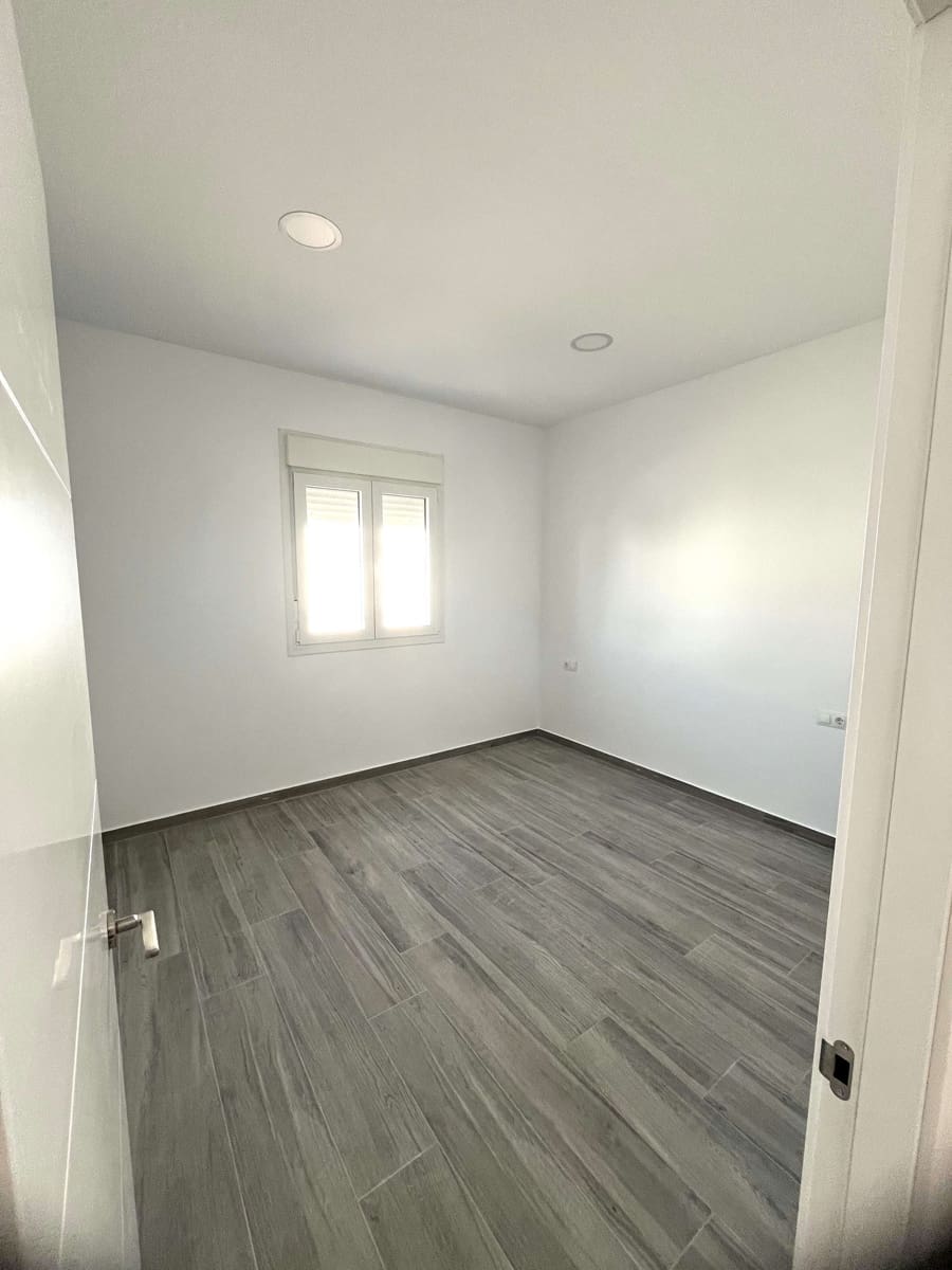 2 soveværelse Bungalow til salg i Mollina med swimmingpool garage - € 136.135 (Ref: 9660581)