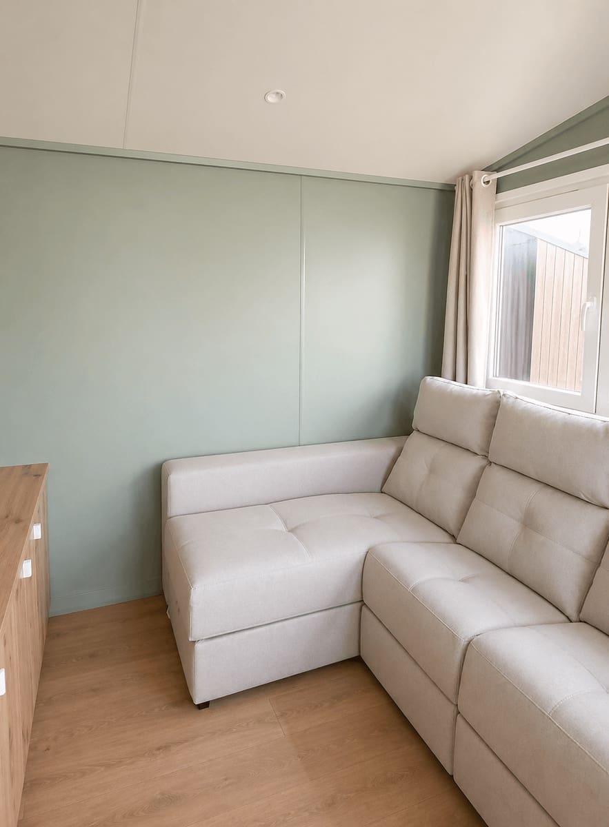 Casa Móvil de 2 habitaciones en Benidorm en venta con piscina - 98.366 € (Ref: 9816477)