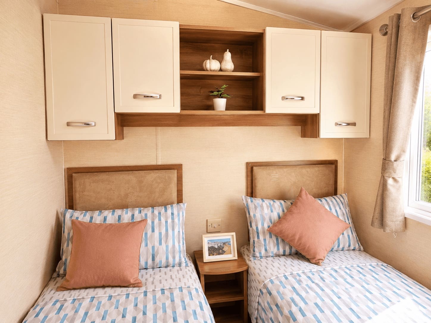 2 bedroom Mobile Home for sale in Mollina with pool garage - € 62,393 (Ref: 9850431)