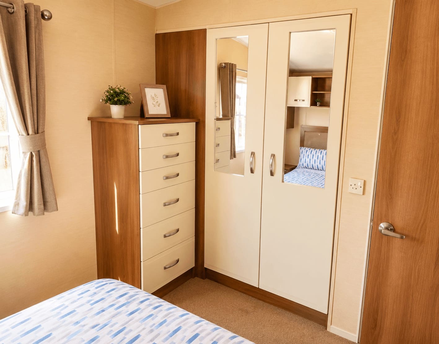 2 bedroom Mobile Home for sale in Mollina with pool garage - € 62,393 (Ref: 9850431)