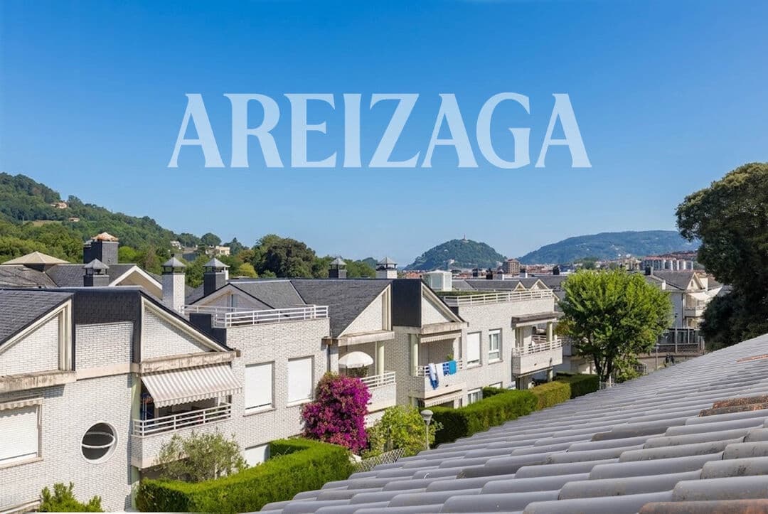 4 bedroom Townhouse for sale in Donostia-San Sebastian with pool - € 1,540,000 (Ref: 10008020)