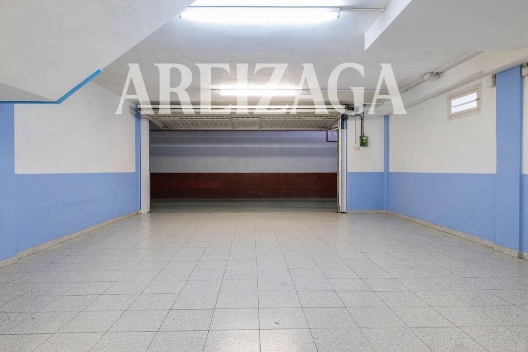 4 bedroom Townhouse for sale in Donostia-San Sebastian with pool - € 1,540,000 (Ref: 10008020)