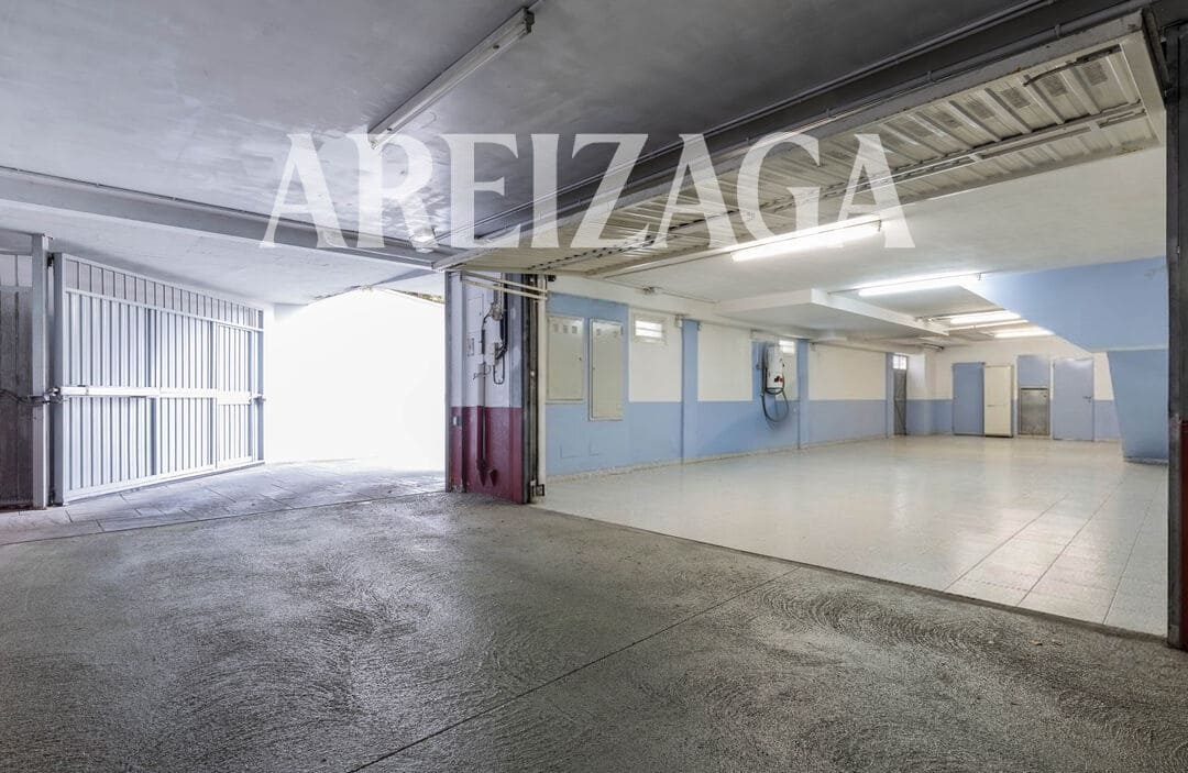4 bedroom Townhouse for sale in Donostia-San Sebastian with pool - € 1,540,000 (Ref: 10008020)