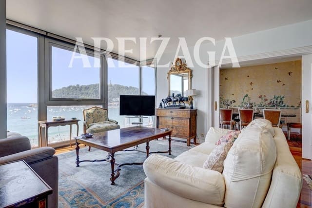 Piso de 4 habitaciones en Donostia-San Sebastián en venta - 3.200.000 € (Ref: 10009306)