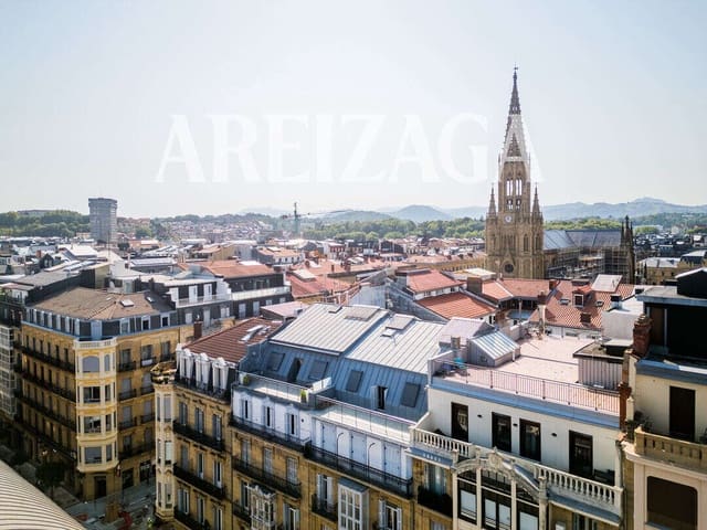 3 quarto Apartamento para venda em Donostia-San Sebastián - 1 200 000 € (Ref: 10009853)