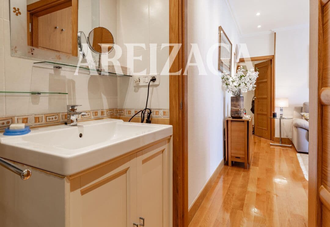 2 sovrum Lägenhet till salu i Donostia-San Sebastian - 515 000 € (Ref: 10042032)