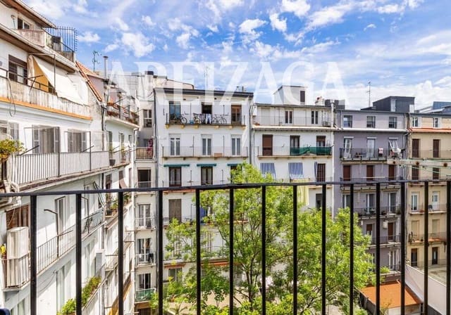 2 sovrum Lägenhet till salu i Donostia-San Sebastián - 515 000 € (Ref: 10042032)