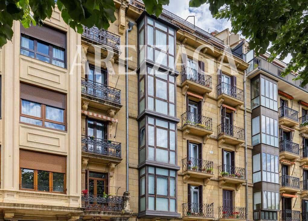 2 sovrum Lägenhet till salu i Donostia-San Sebastian - 515 000 € (Ref: 10042032)