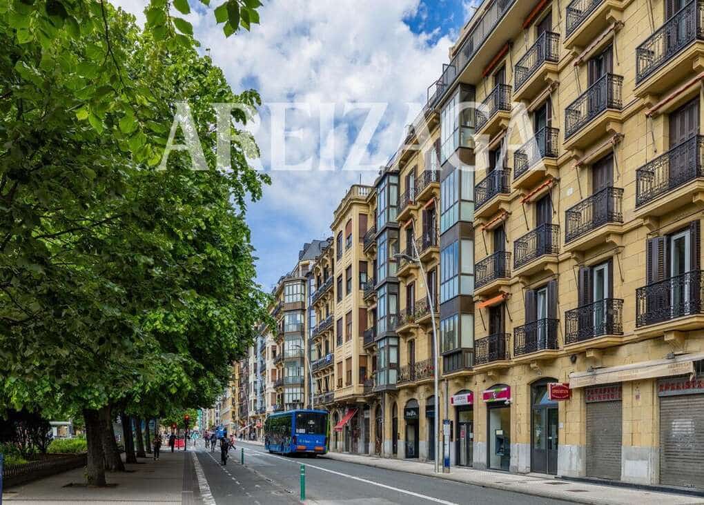 2 sovrum Lägenhet till salu i Donostia-San Sebastian - 515 000 € (Ref: 10042032)