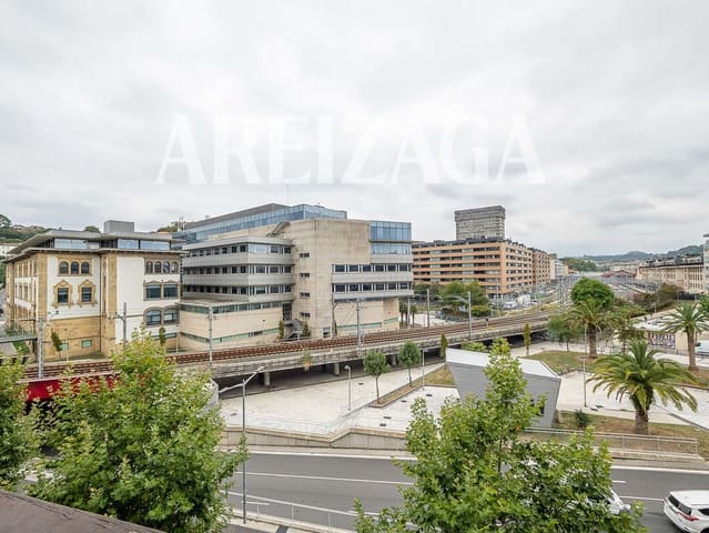 4 soveværelse Lejlighed til salg i Donostia-San Sebastián - € 950.000 (Ref: 10048236)