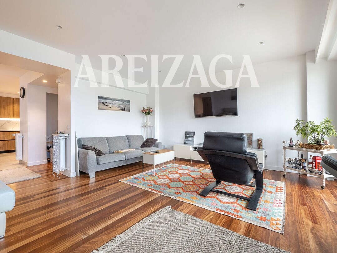 4 soveværelse Lejlighed til salg i Donostia-San Sebastian - € 950.000 (Ref: 10048236)