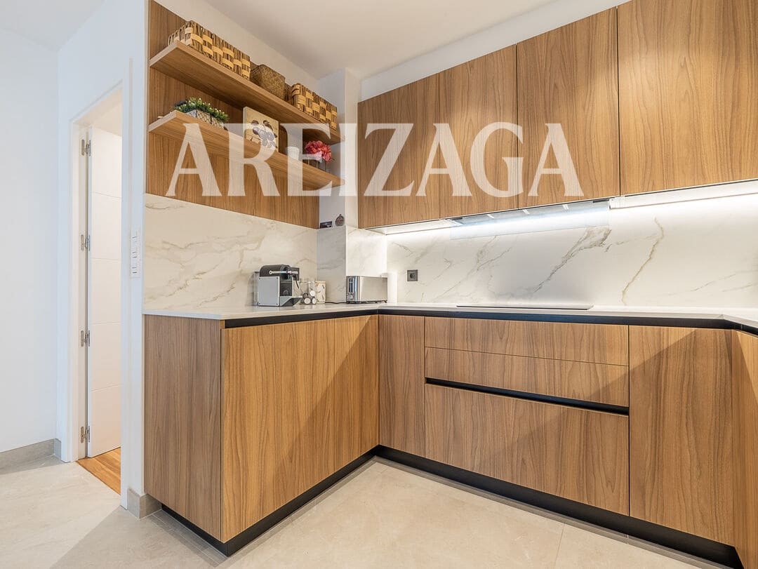 4 soveværelse Lejlighed til salg i Donostia-San Sebastian - € 950.000 (Ref: 10048236)