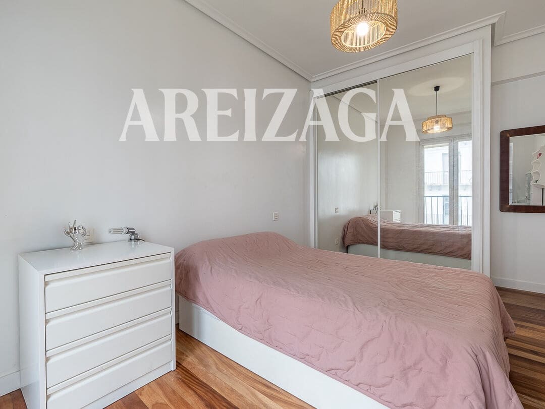 4 soveværelse Lejlighed til salg i Donostia-San Sebastian - € 950.000 (Ref: 10048236)