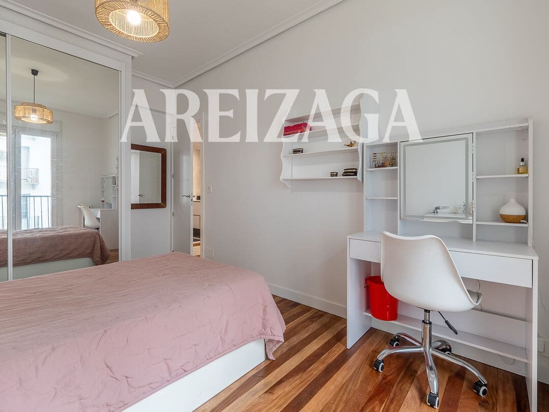 4 soveværelse Lejlighed til salg i Donostia-San Sebastian - € 950.000 (Ref: 10048236)
