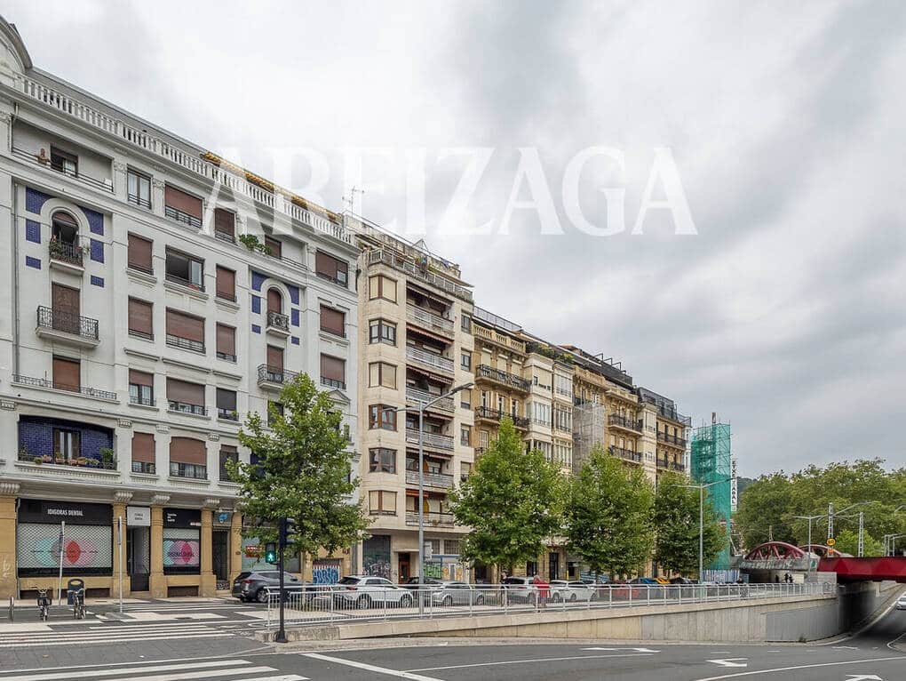 4 soveværelse Lejlighed til salg i Donostia-San Sebastian - € 950.000 (Ref: 10048236)